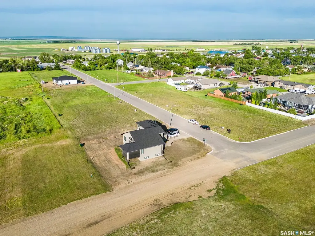 207 D'arcy Street, Rouleau