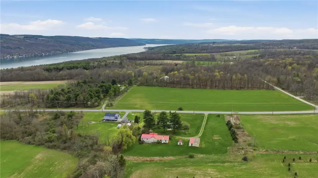 8989 Chidsey Hill Road, Pulteney