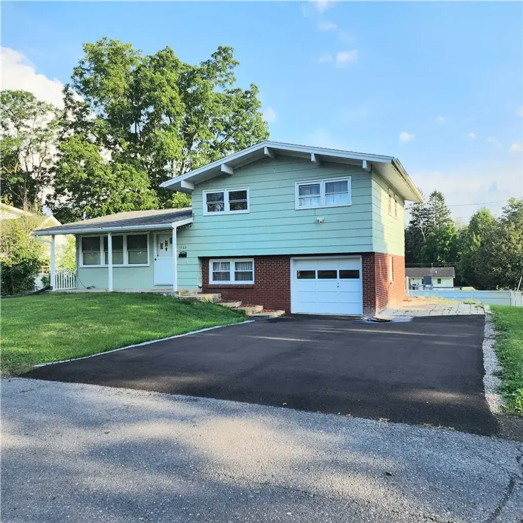 1163 Cherry Street Extension, 