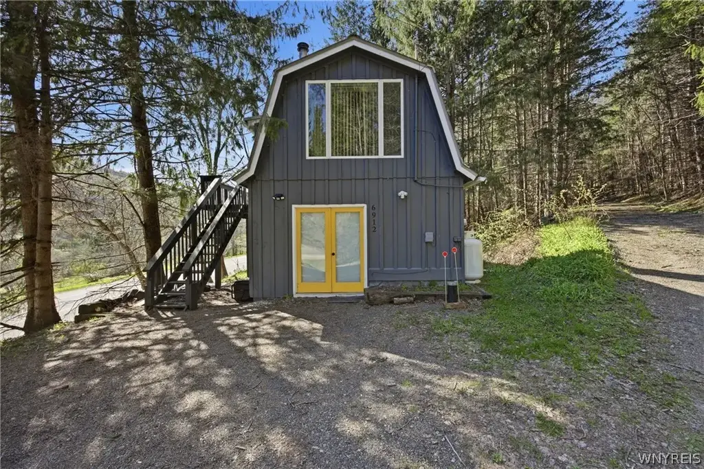 6912 Ellicottville Maples Road, Mansfield