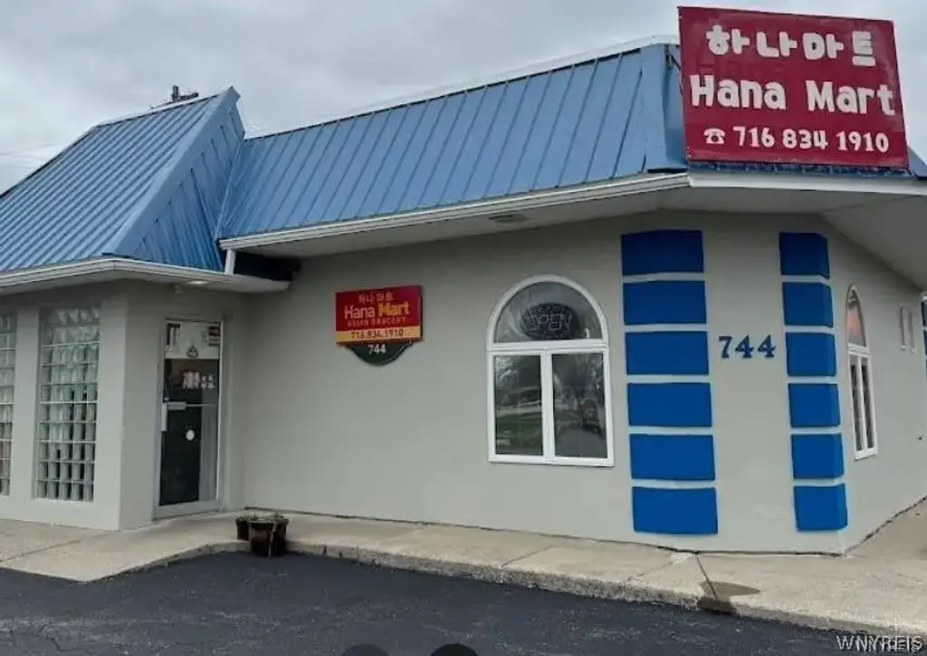 744 Millersport Highway, Amherst