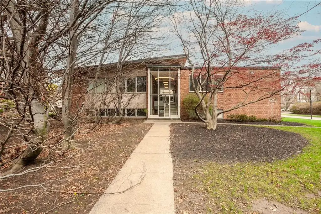 720 East Avenue, Rochester