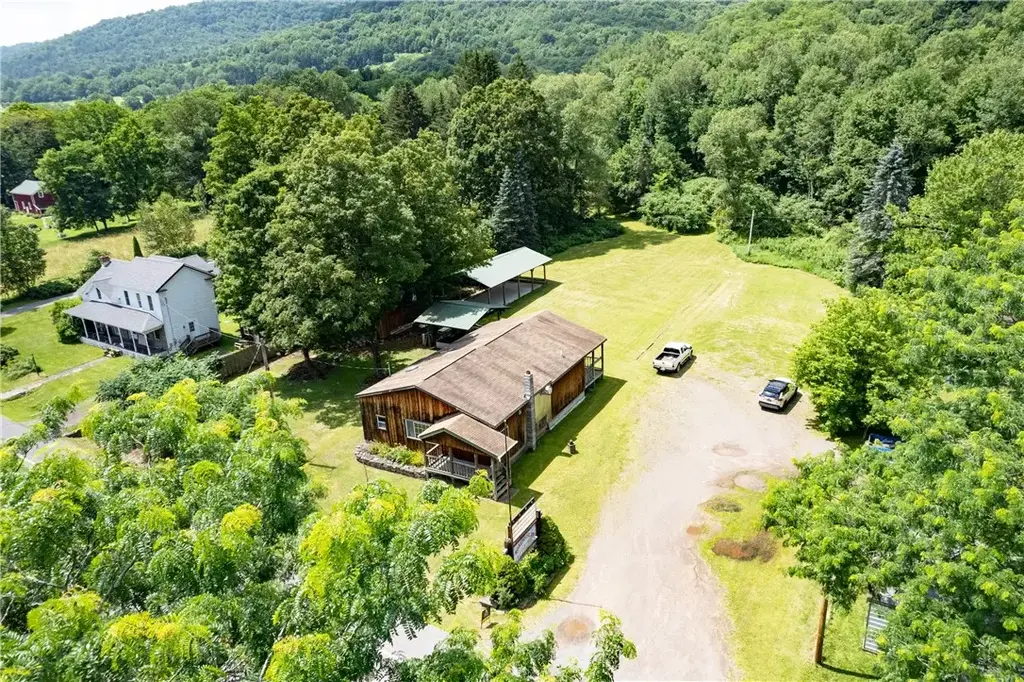 34675 State Highway 10, Hamden