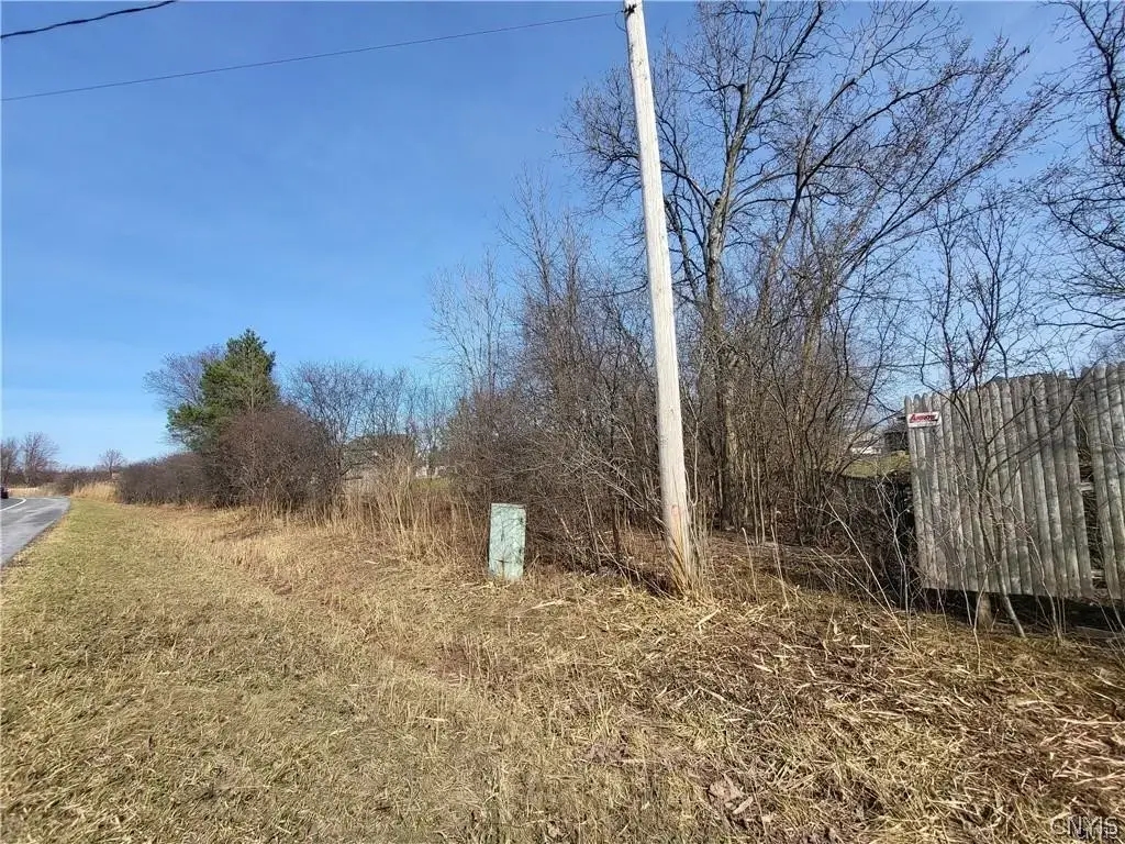Wetzel Road, Clay