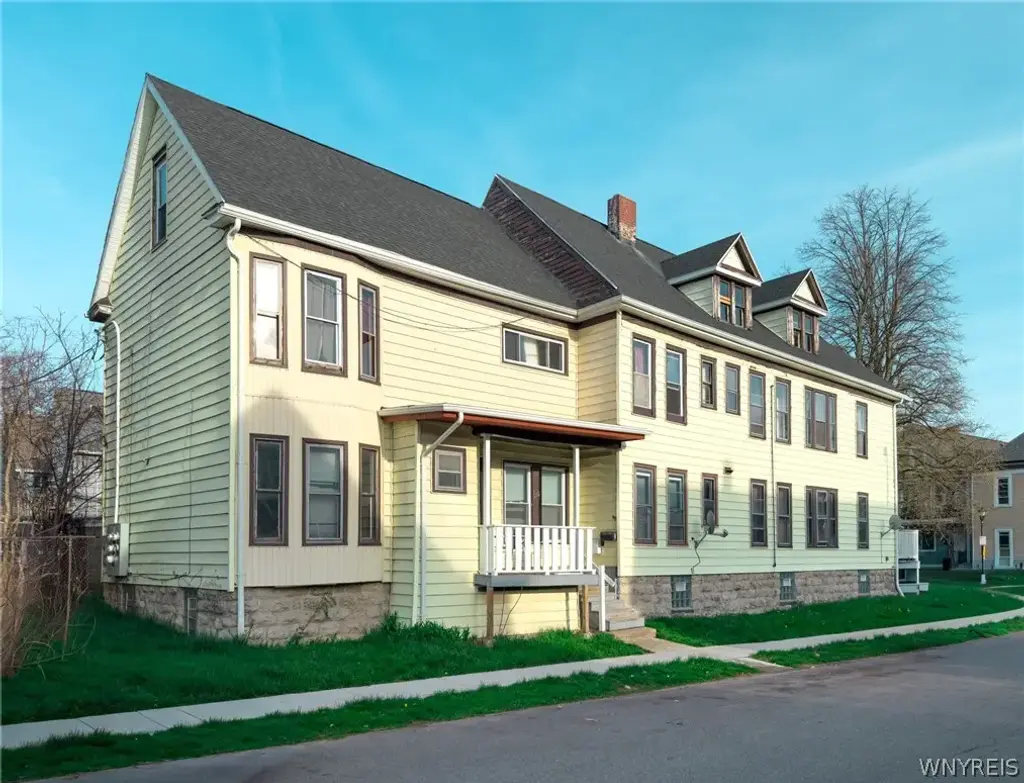 370 Breckenridge Street, Buffalo