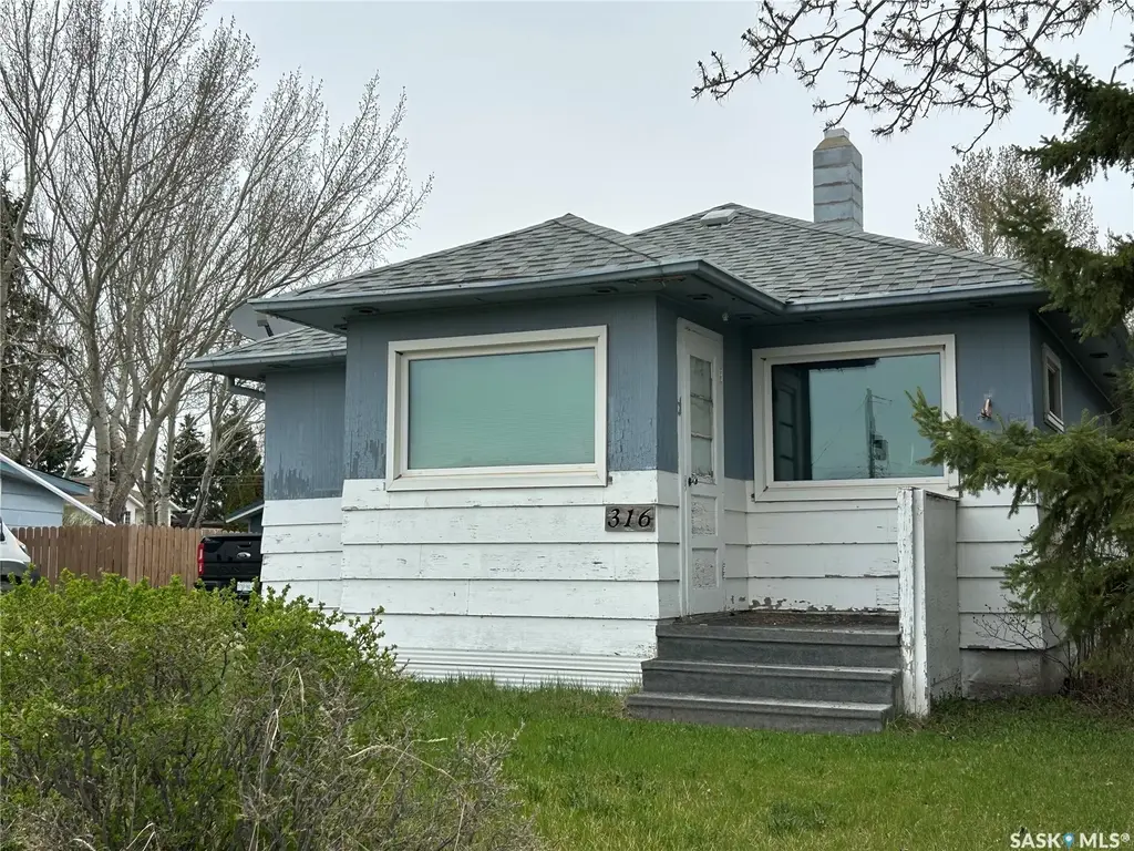 316 4th Avenue W, Watrous