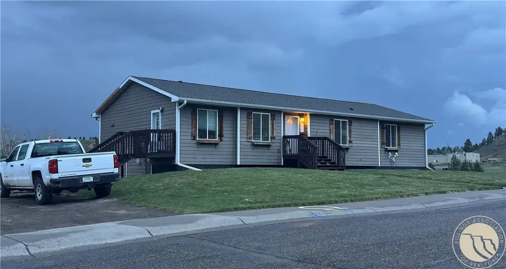 2455 S Chisholm Drive, Colstrip