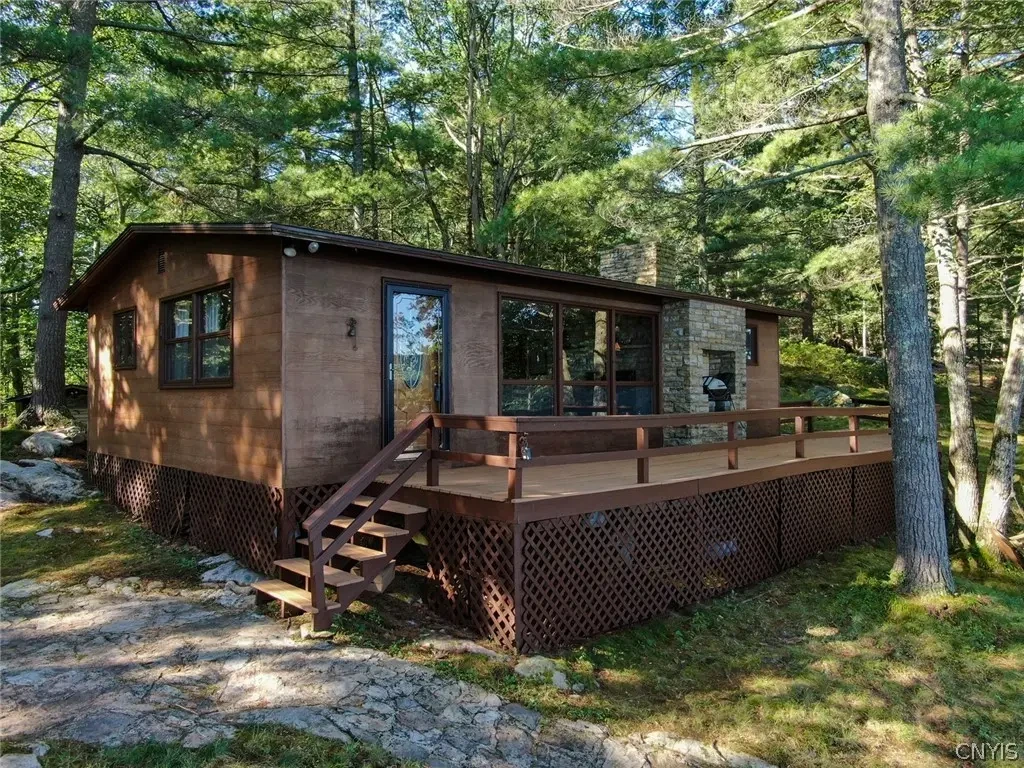 559 Indian Point Road, Hammond