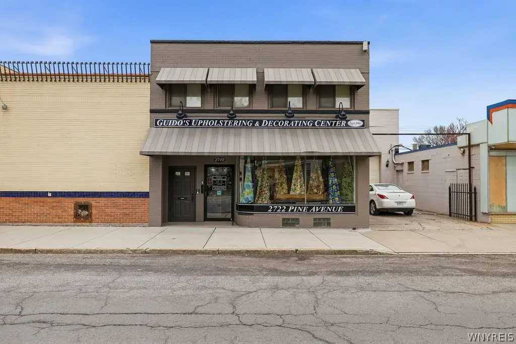2722 Pine Avenue, Niagara Falls