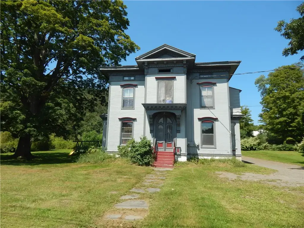 6165 State Highway 7, Milford