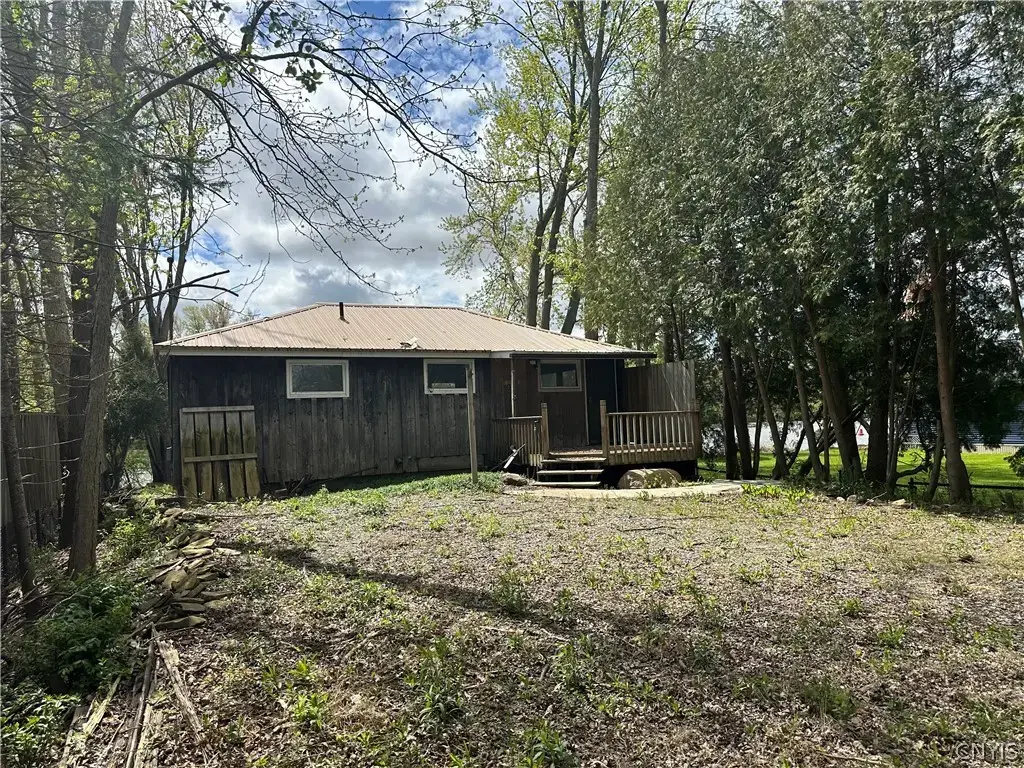 3338 Hayes Road, Lysander