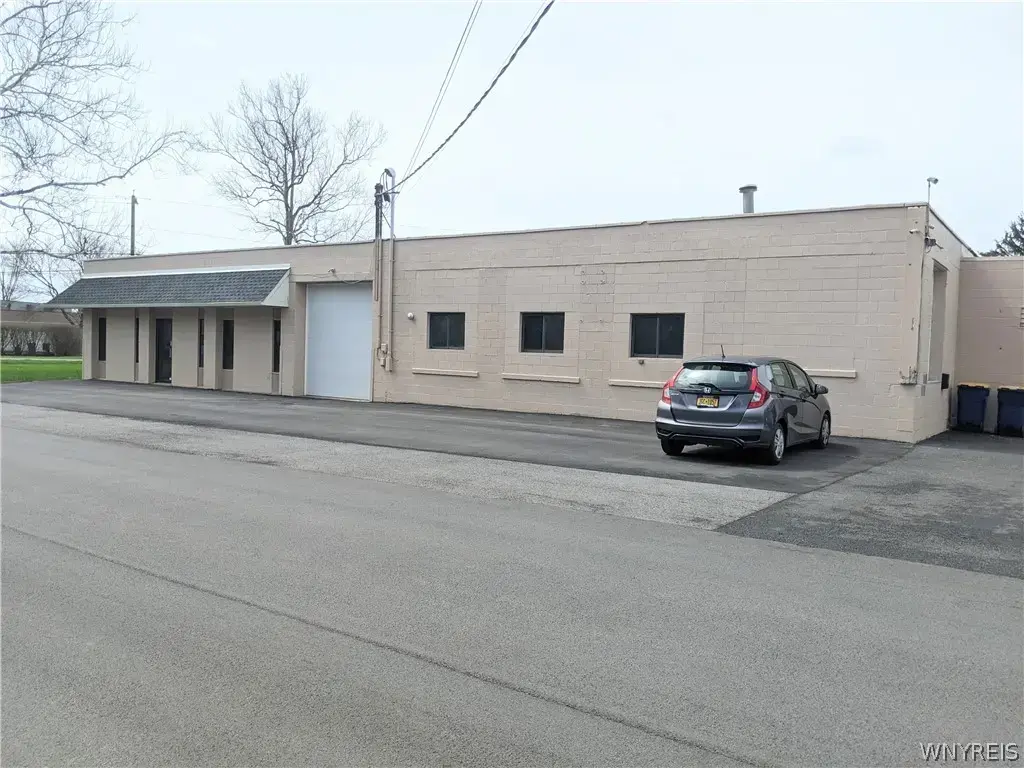 240 Michigan Street, Lockport City