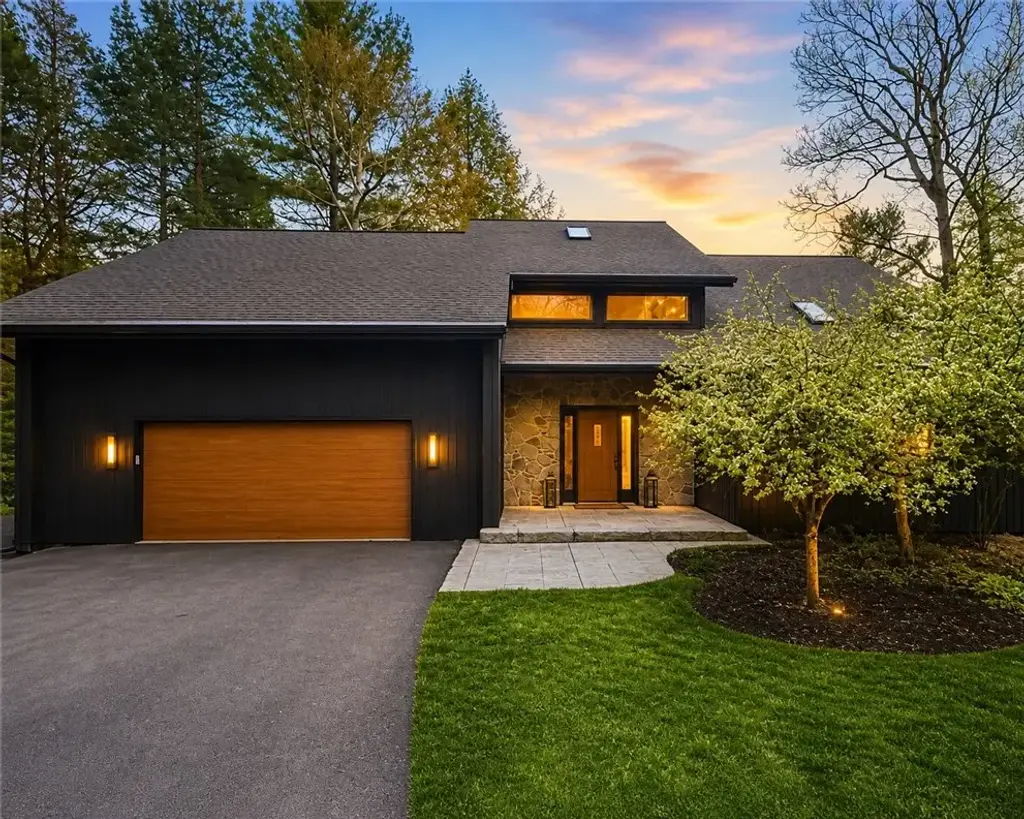 212 Meeker Road, Vestal