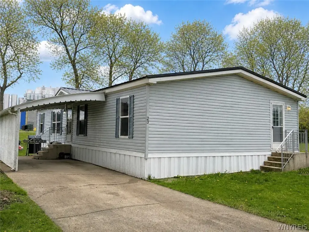 7930 N Route 16, Franklinville