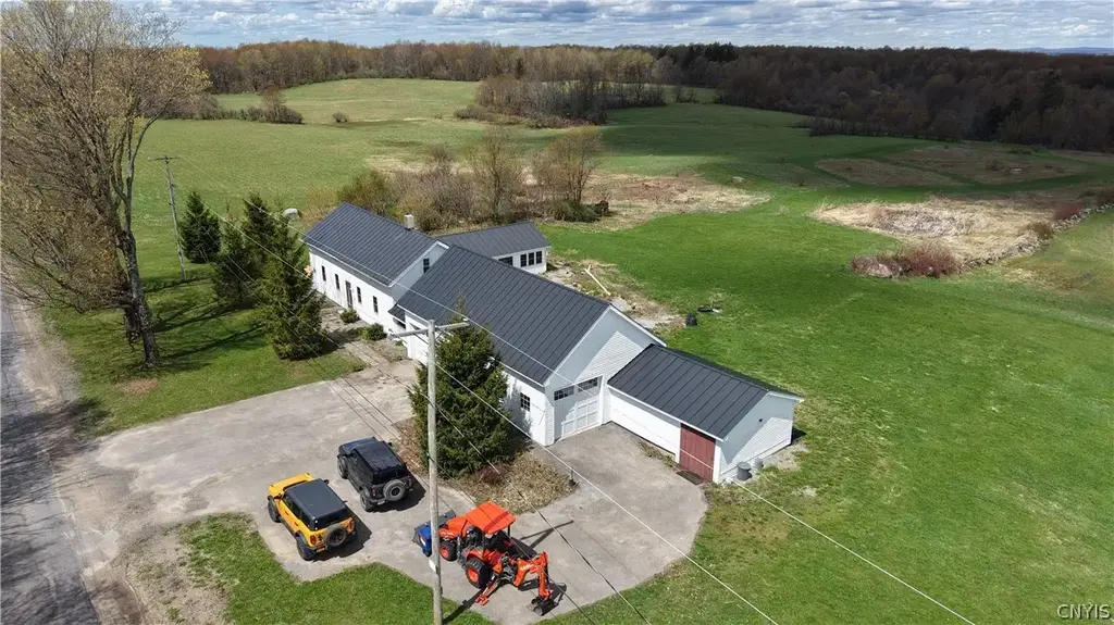 1702 Dairy Hill Road, Norway