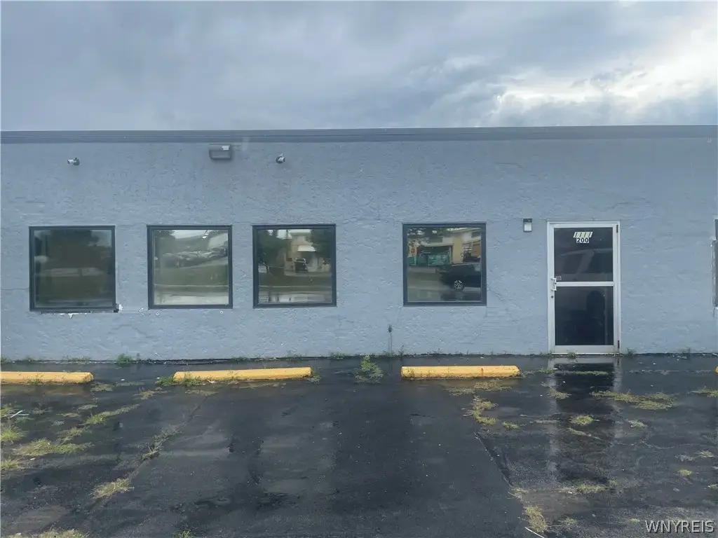 1109 Harlem Rd Ste 2, Cheektowaga