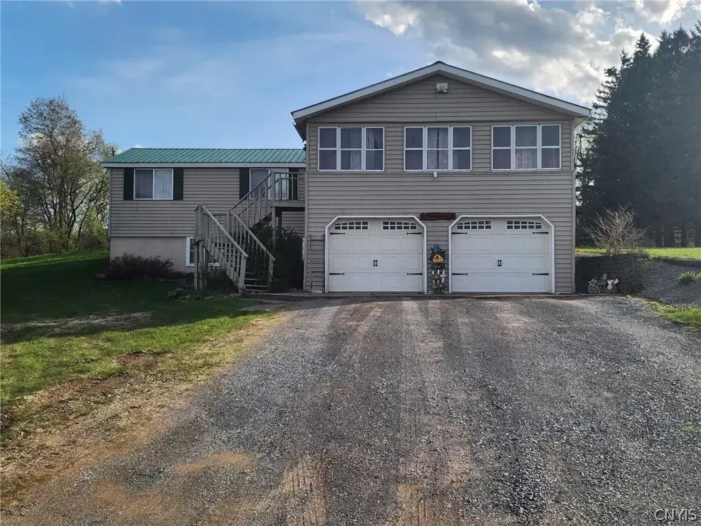 3654 Mcdonald Road, Leyden