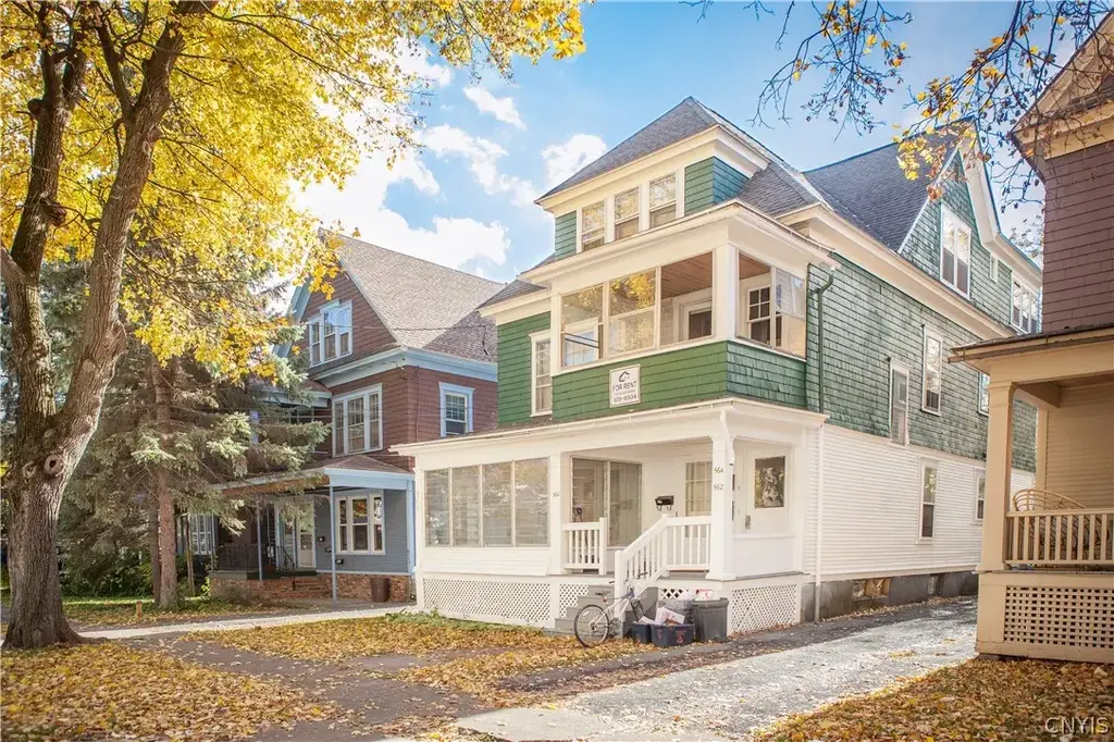 560 Clarendon Street # 64, Syracuse
