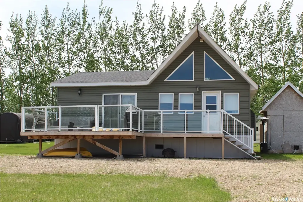 106 Lakeshore Drive, Three Lakes Rm No 400