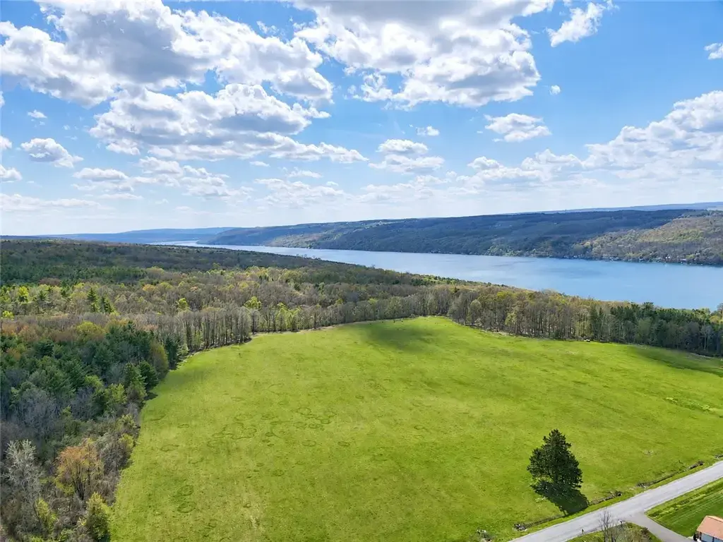 Sisson Lot 10 Road, Milo