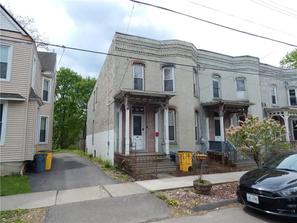 319 W Clinton Street, Elmira City