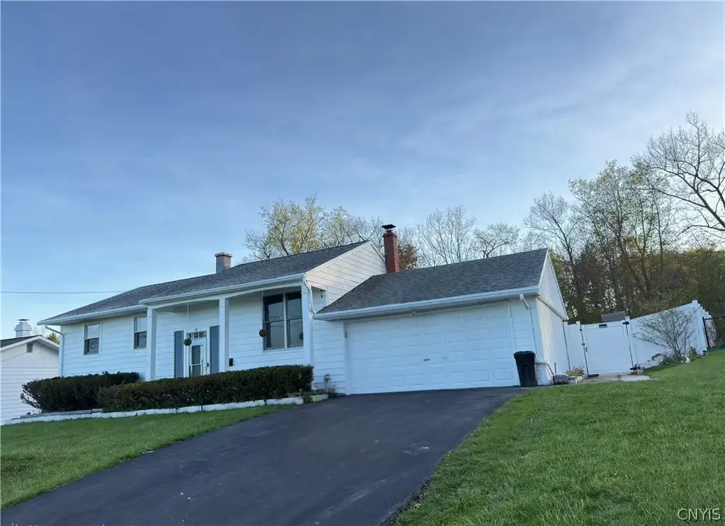 6 Limekiln Road, Whitestown