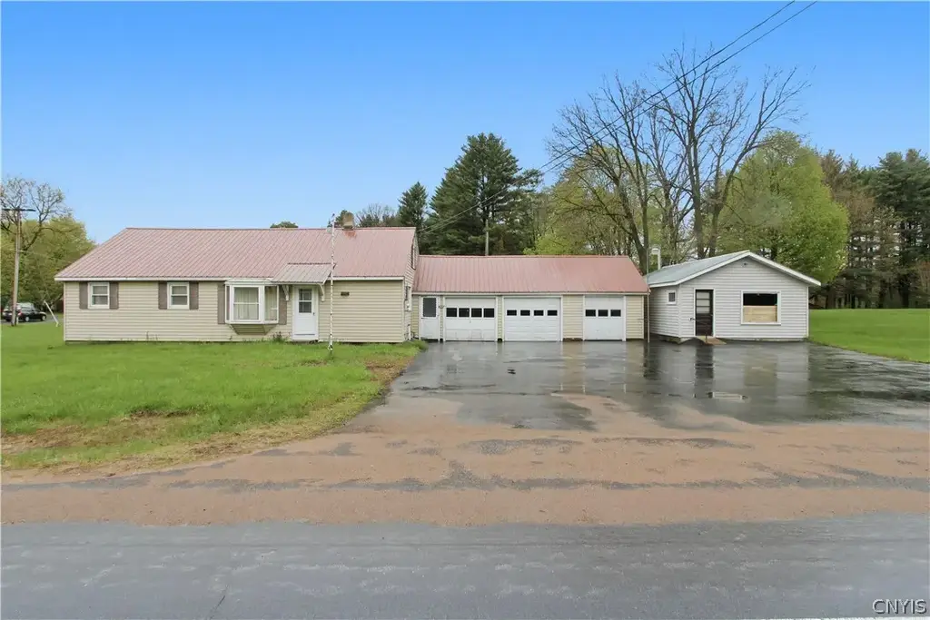6307 Number Four Road, Watson