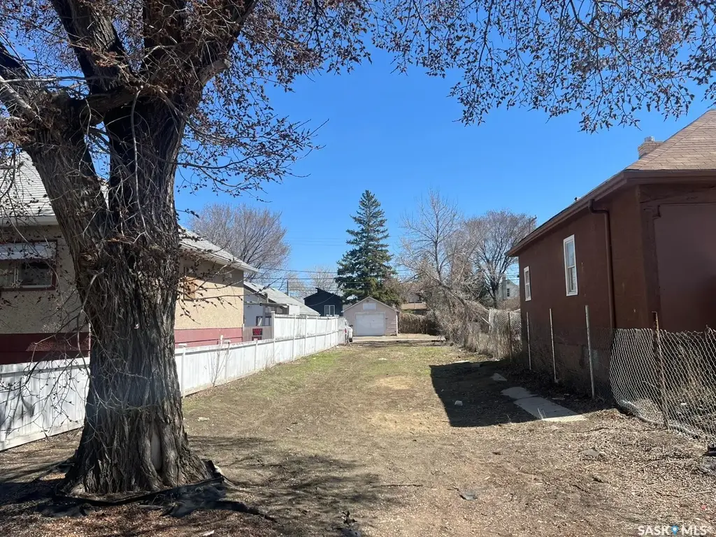 1657 Toronto Street, Regina