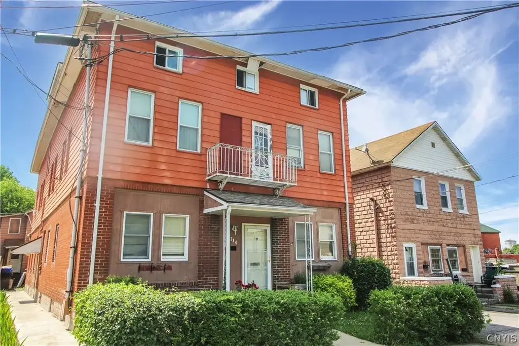 114 Freeman Avenue, Geddes