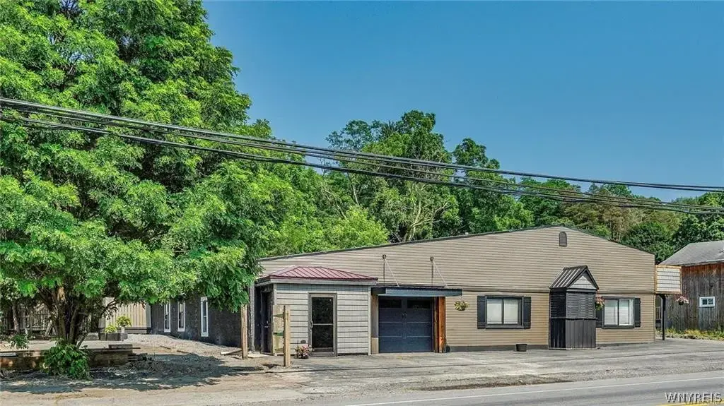 6451 Olean Rd Road, Wales