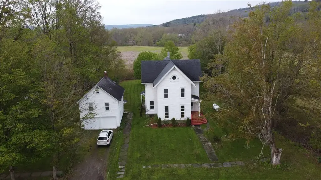 39-41 Maple Street, Afton