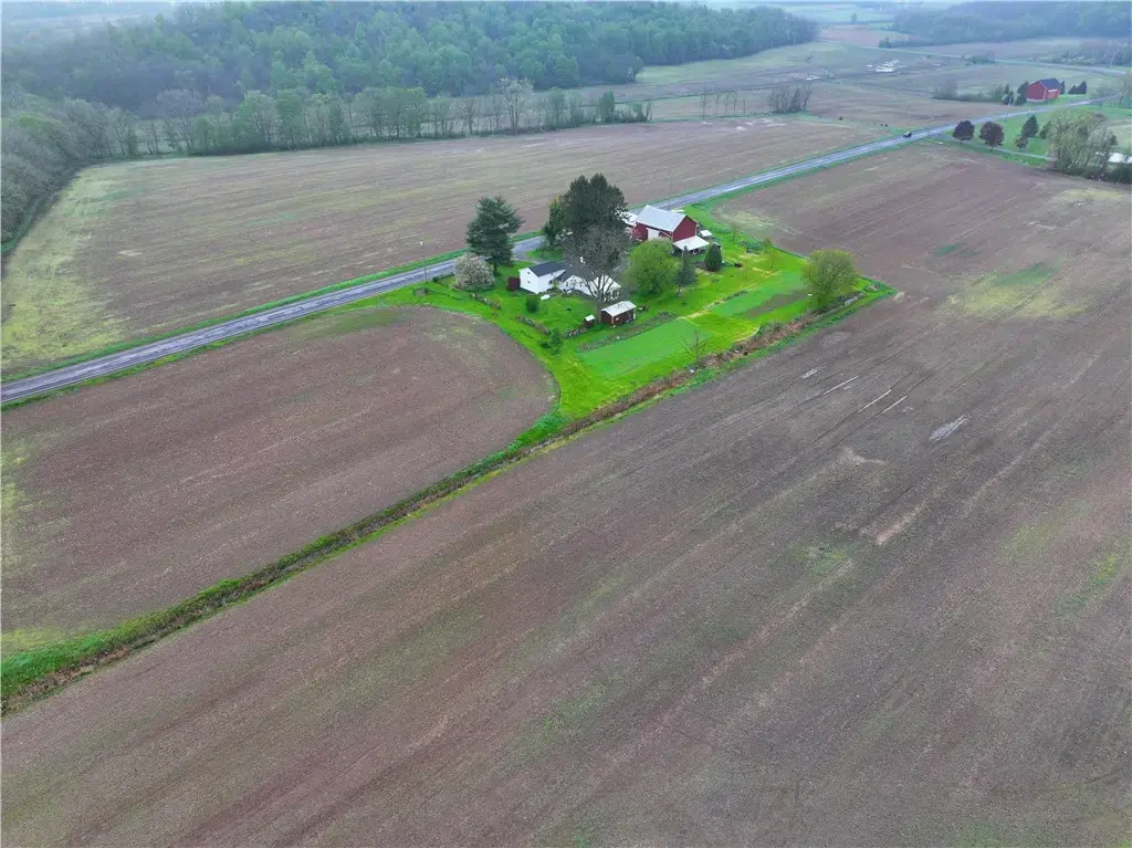 1537 Tyre ( Entire Parcel) Road, Galen