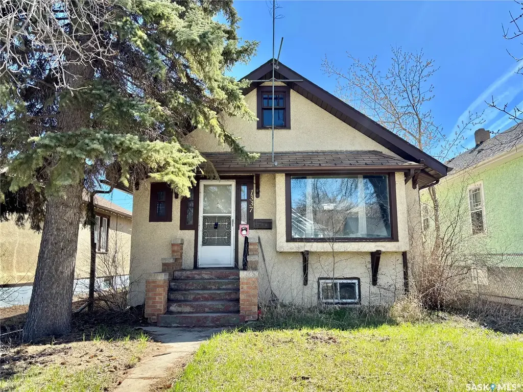 1337 Mctavish Street, Regina
