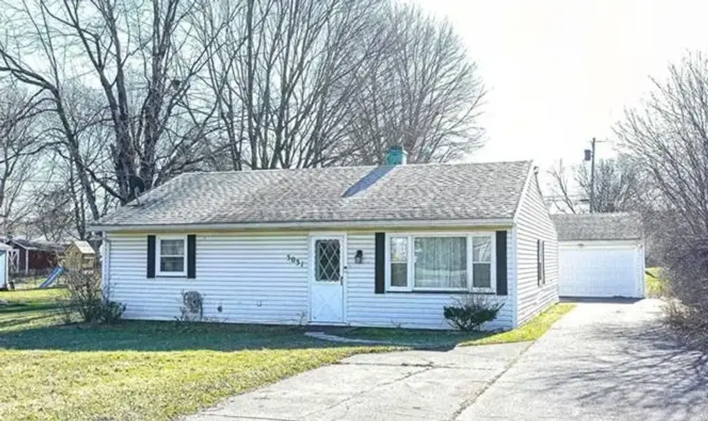 5031 North Road, Canandaigua Town