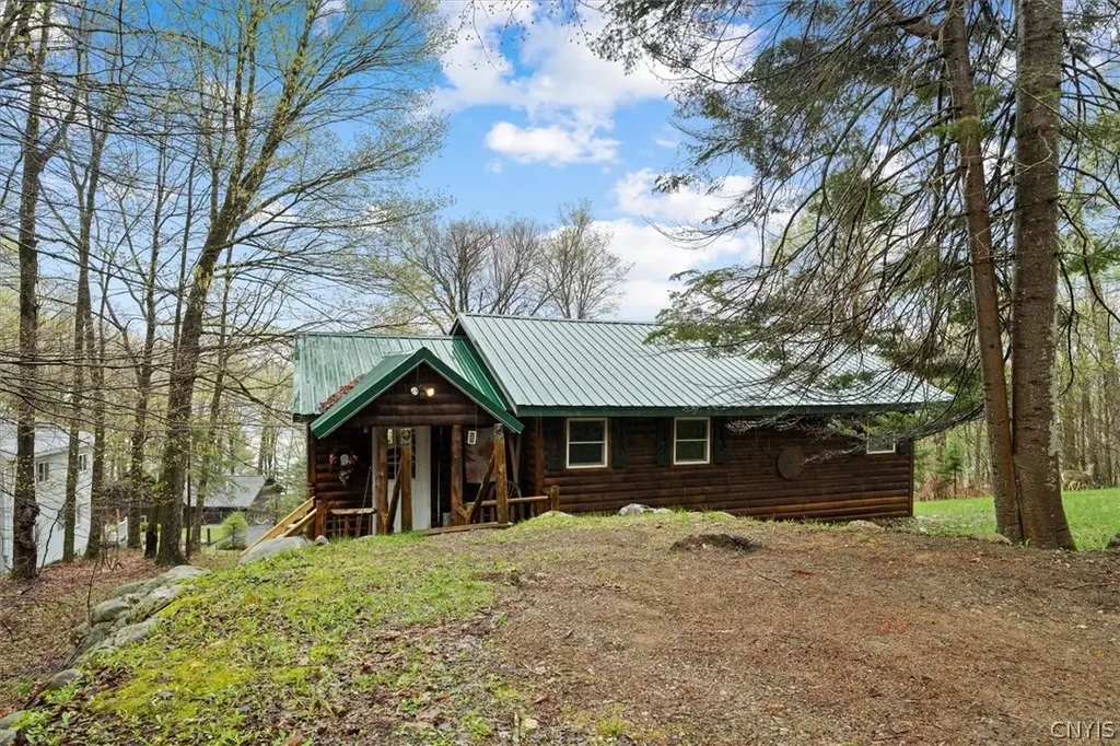 165 Seneca Road, Webb