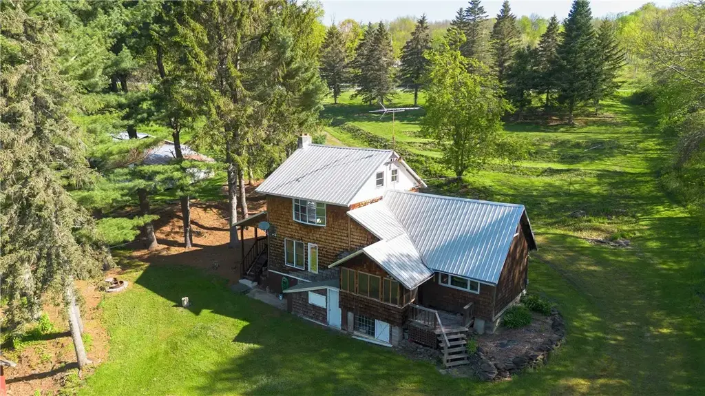 1181 County Highway 44, Sidney