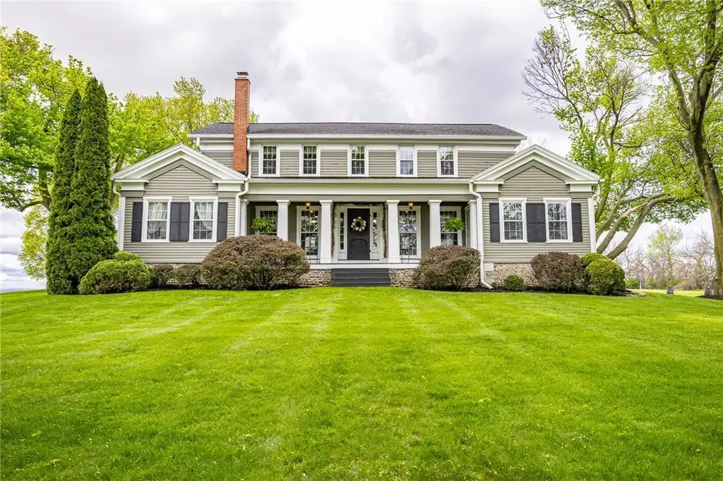 3956 Caledonia Avon Road, Caledonia