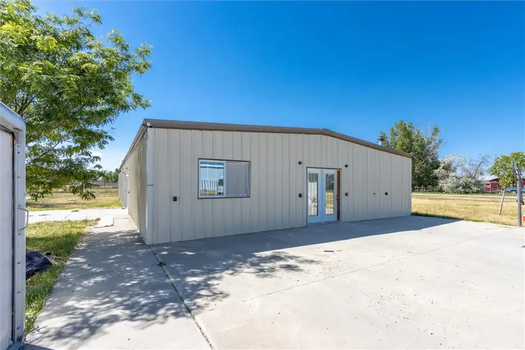 7230 N Eggebrecht Lane, Billings