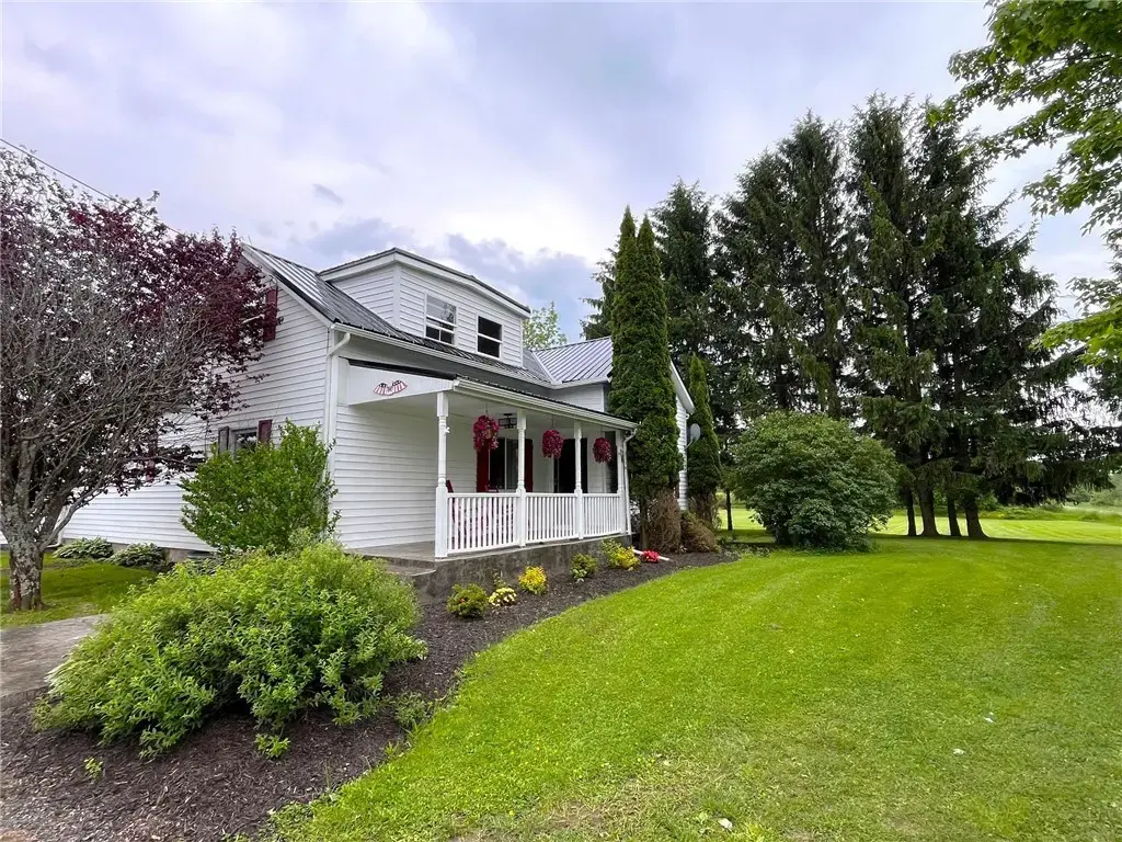 7441 Vermont Hill Road, Holland