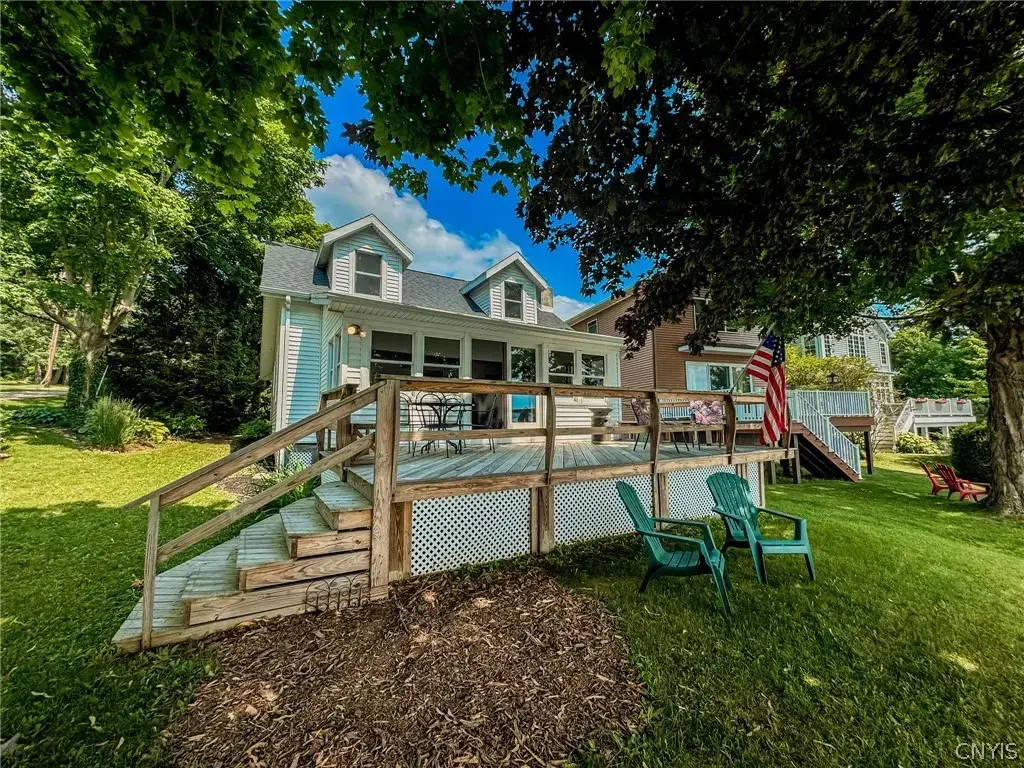 340 Poplar Beach, Owasco
