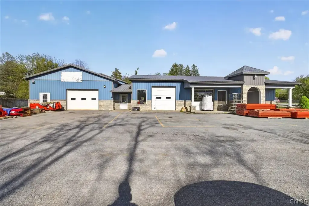 8 State Route 31, Elbridge