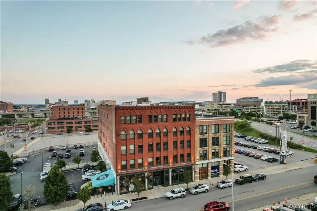 149 Swan # 111, Buffalo