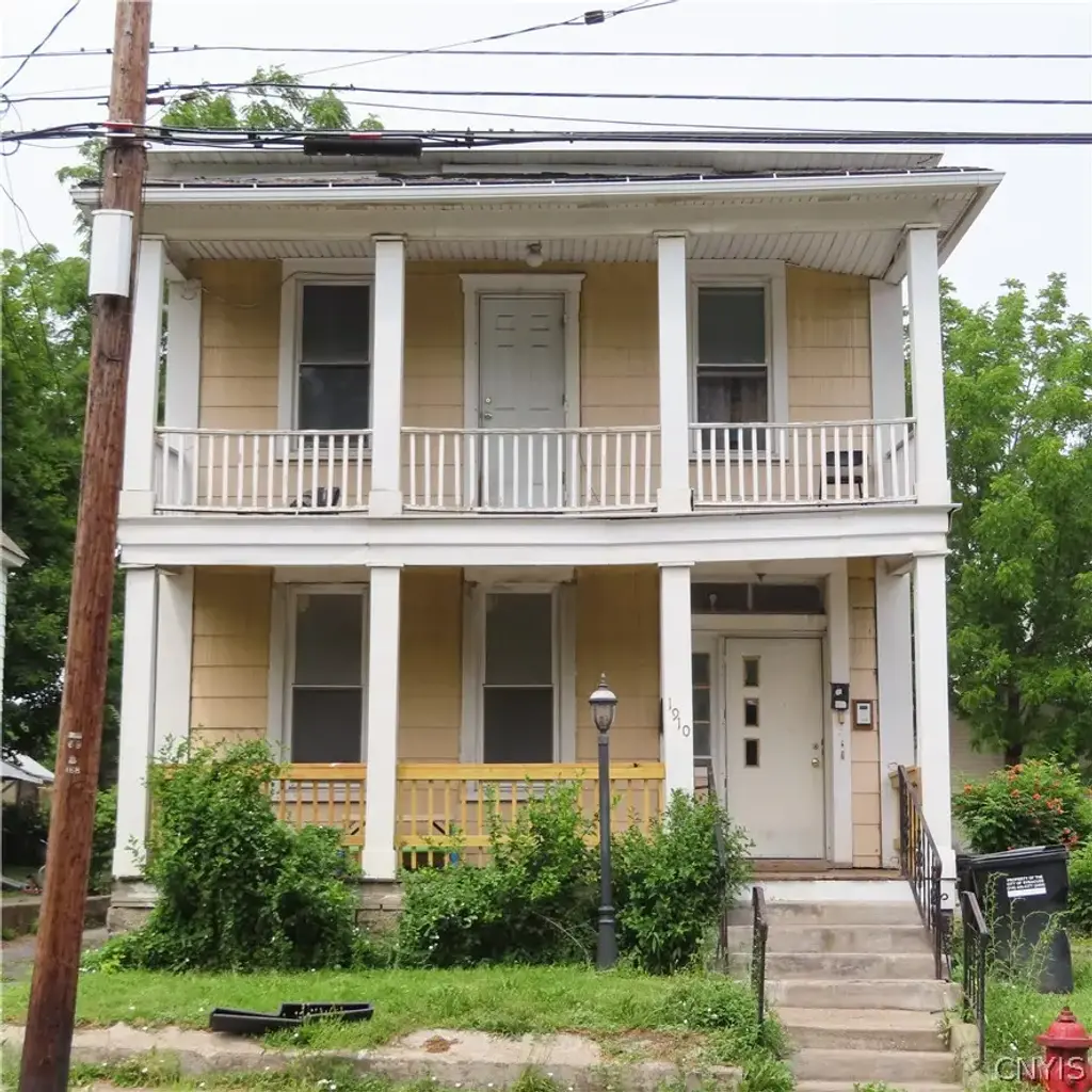 1910 Lodi Street, Syracuse