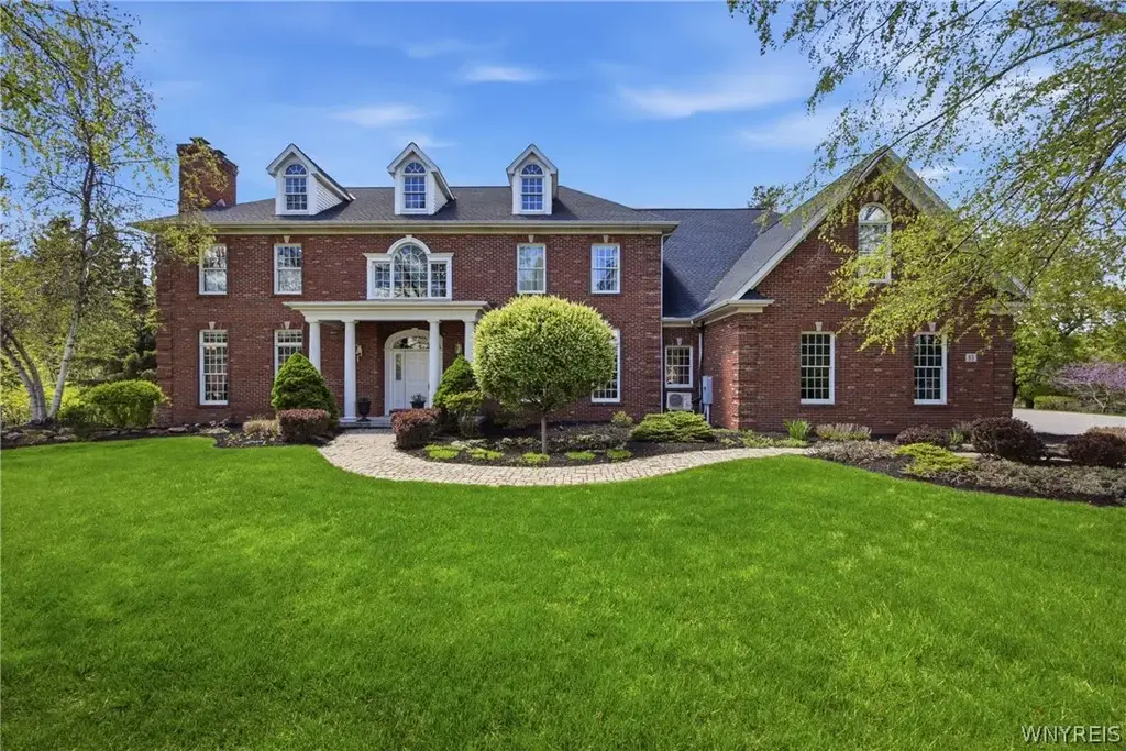 85 Galileo Drive, Amherst