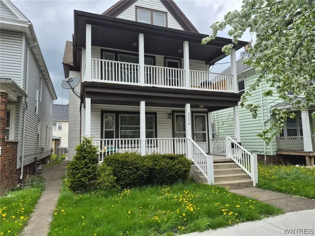 2204 La Salle Avenue, Niagara Falls