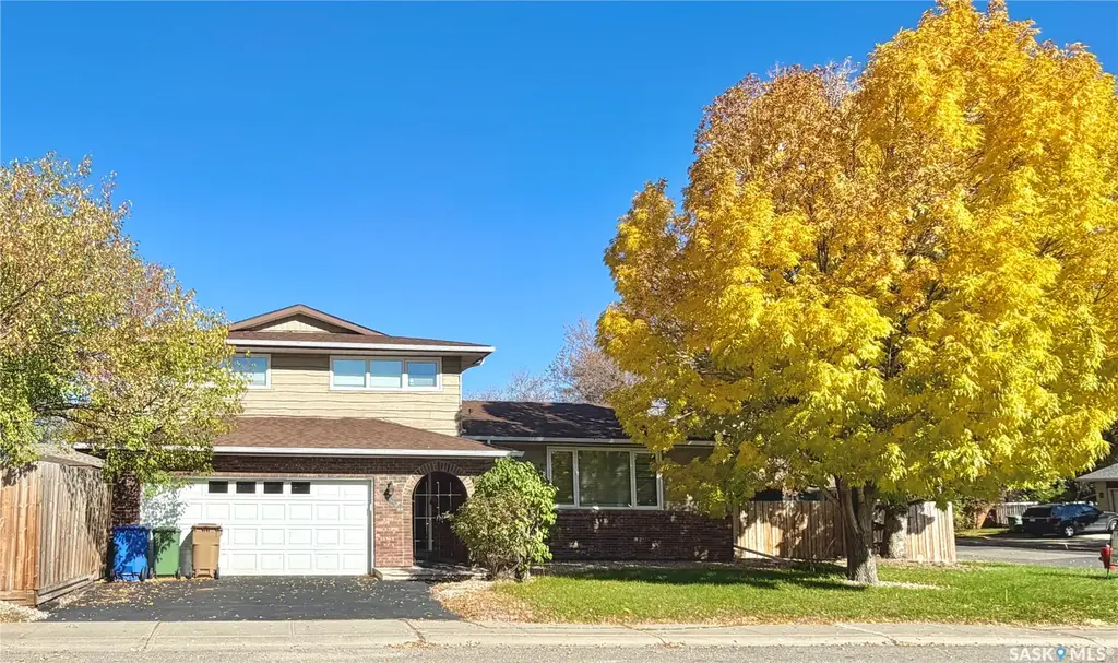 182 Lincoln Drive, Regina