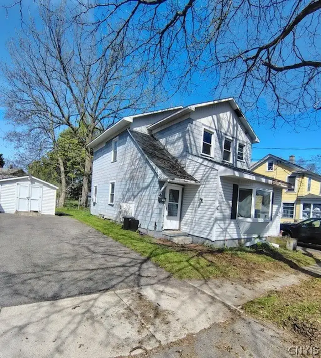 513 S 1st Street, Fulton