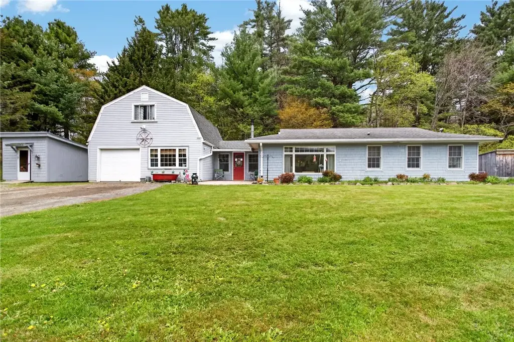 22439 State Highway 23, Kortright