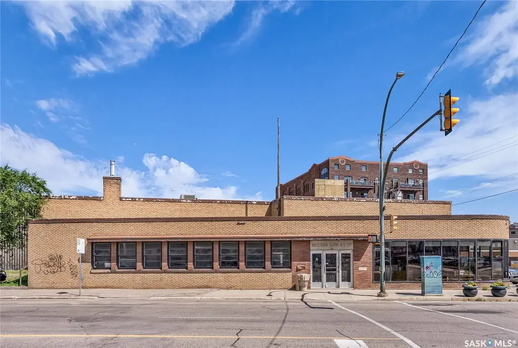 38 23rd Street E, Saskatoon