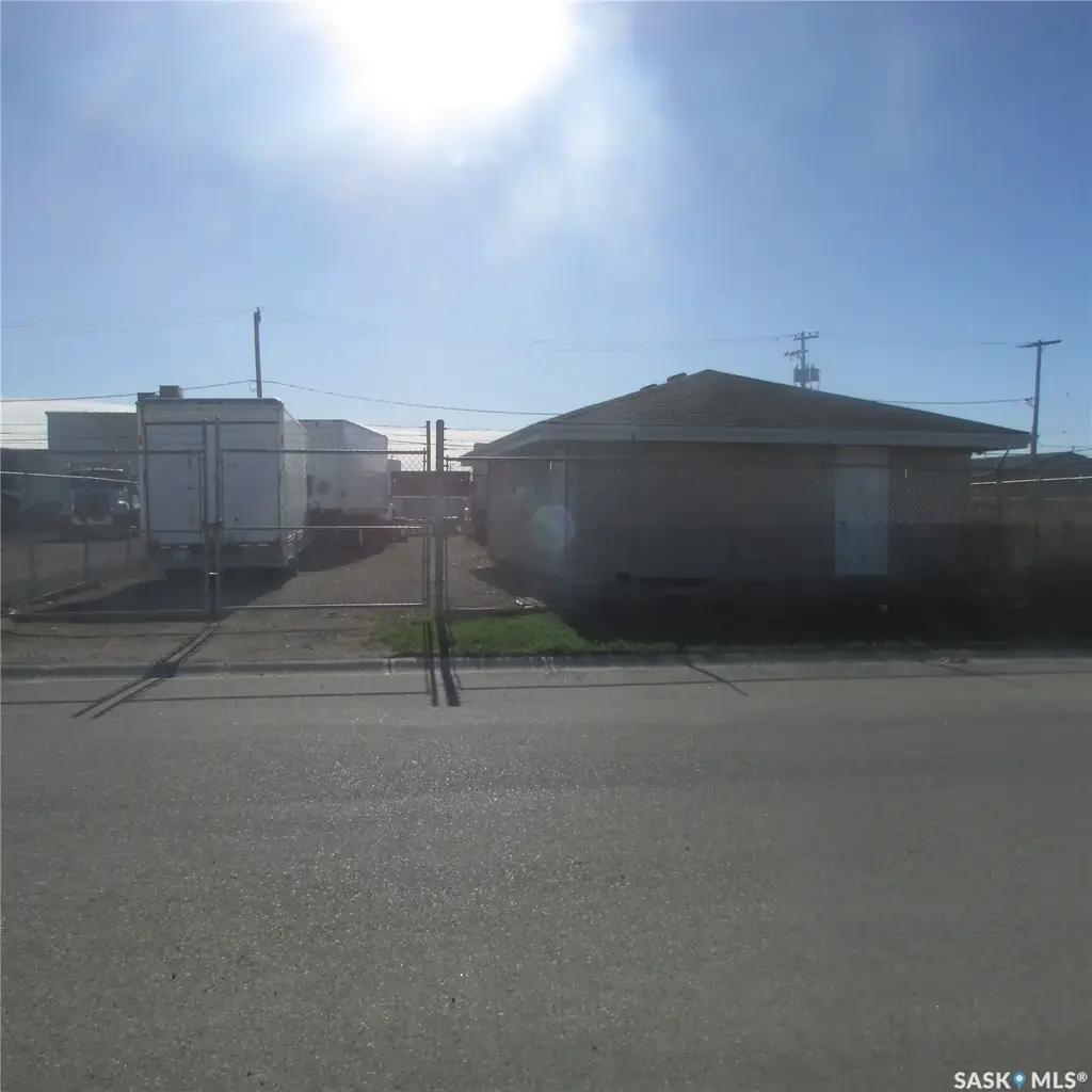 1841 Mcdonald Street, Regina
